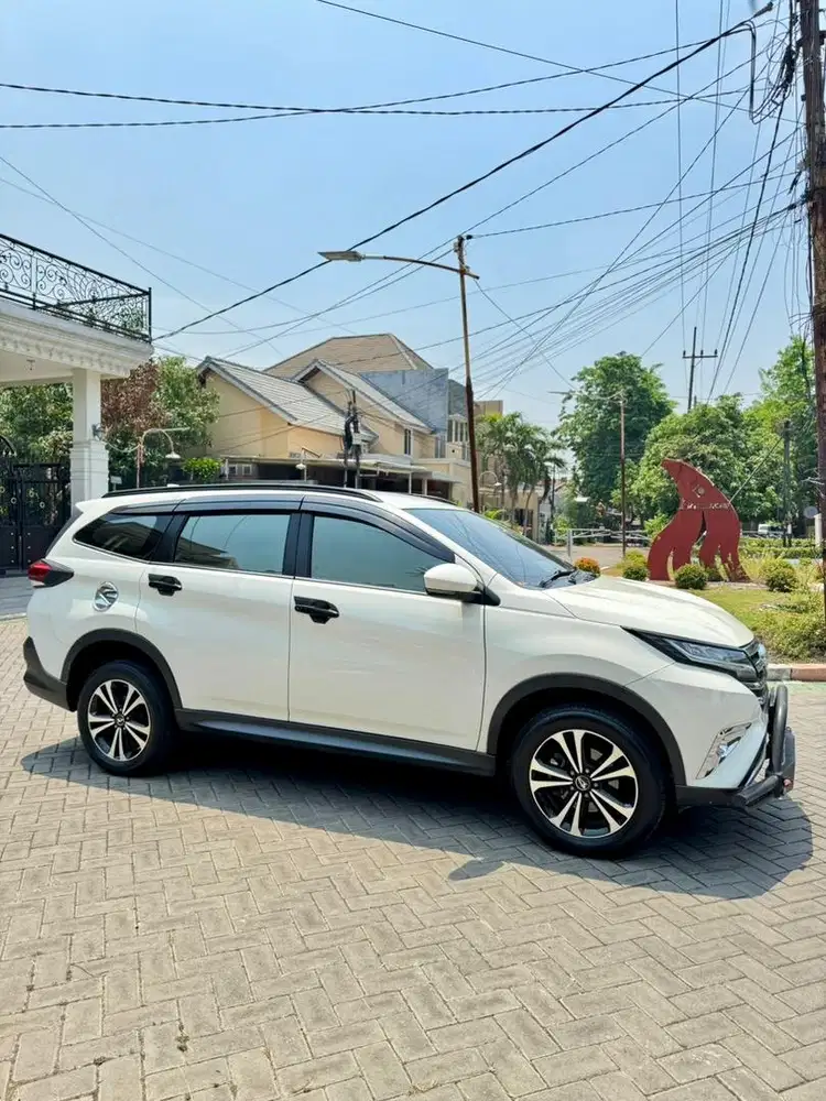 Daihatsu Terios R Deluxe 2018 Manual Istimewa full Original Like New
