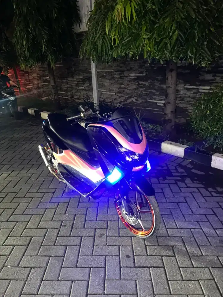 JUAL NMAX TINGGAL PAKAI