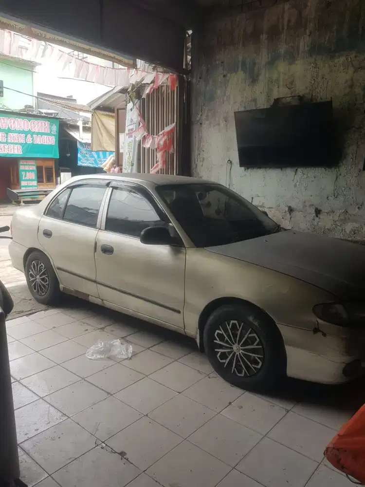 Hyundai Accent 2000 Bensin