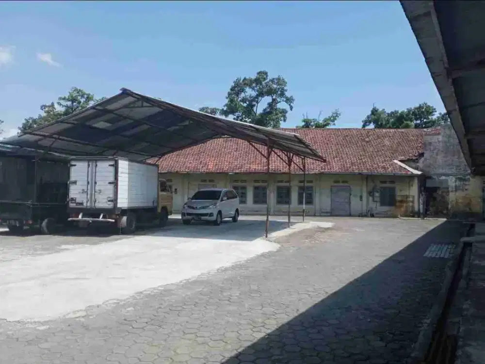 Tanah murah bonus bamgunan di mainroad jalan arjuna Aruna Bandung