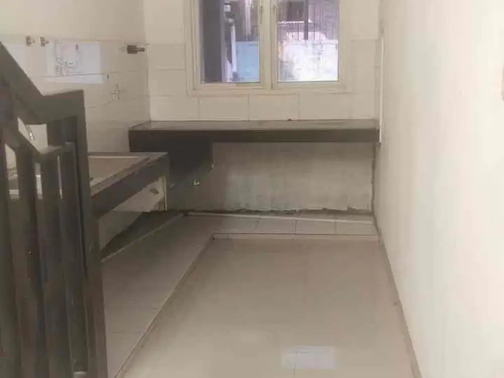 Rumah 2 Lantai Bagus Rapi Siap Huni di Kelapa Gading Jakarta Utara