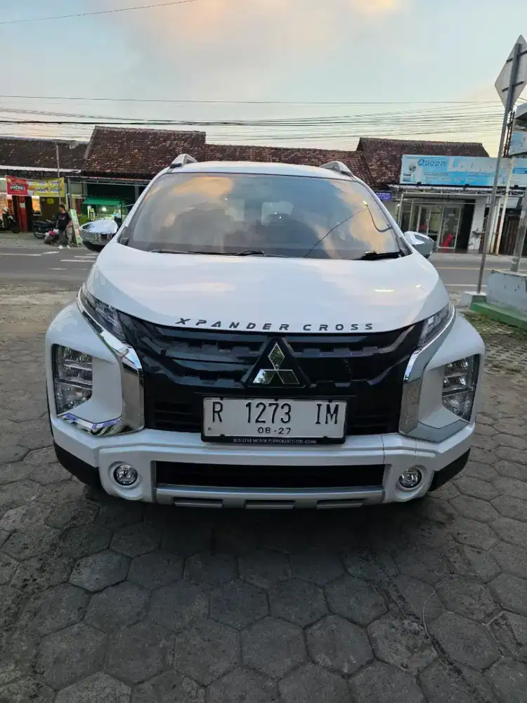 Xpander cross matic tahun 2022