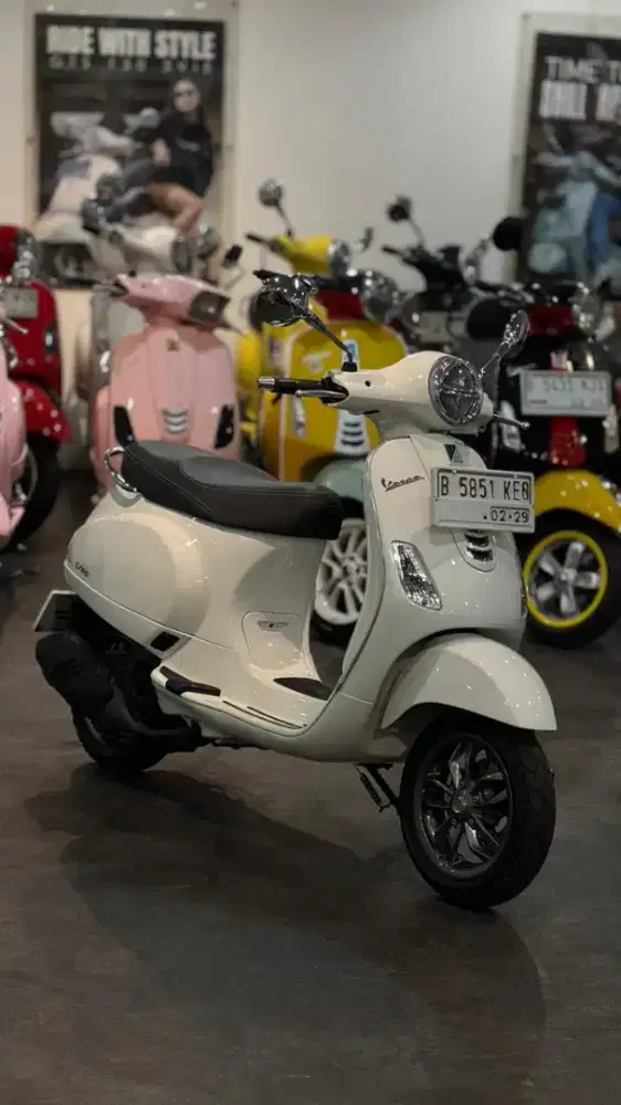 PIAGGIO VESPA MATIC LX 125 IGET FACELIFT 2023