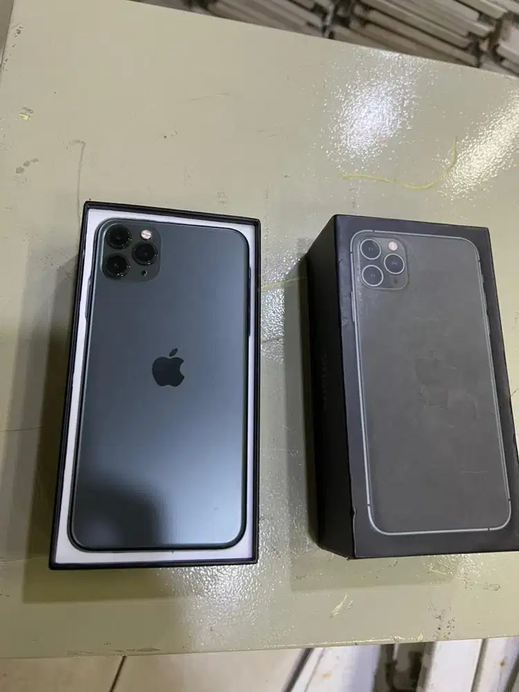 iphone 11 pro max 256gb baru banyak
