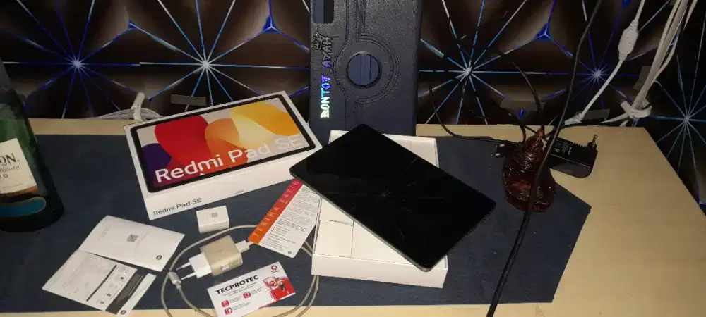 Di jual cepat. Redmi ped se. 11 inchi.. harga 1.8 Wifi onlly.