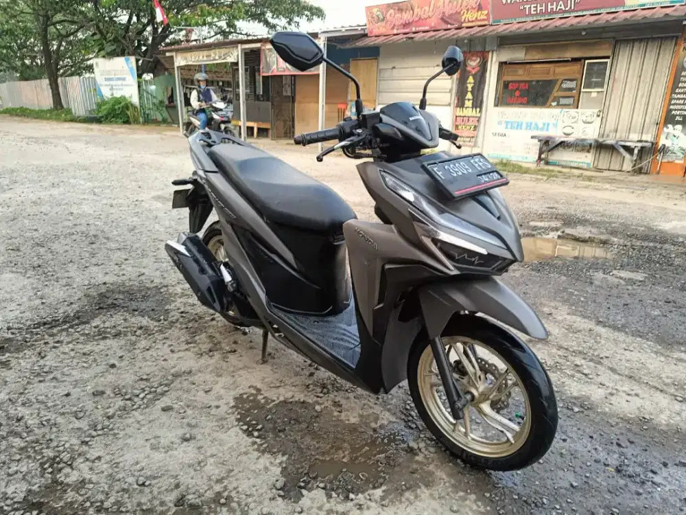Pajak hidup Hnd Vario Techno 150cc thn 2021 Keylees cw coklat original