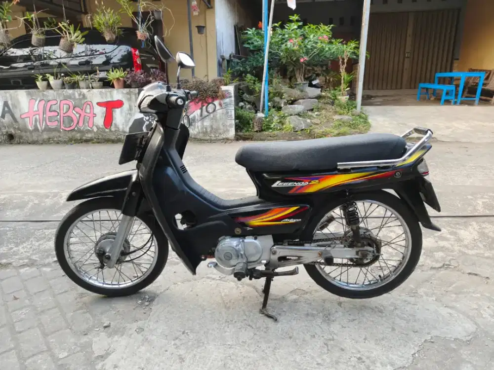 Honda legenda 2 thn 2003 plat AD klaten