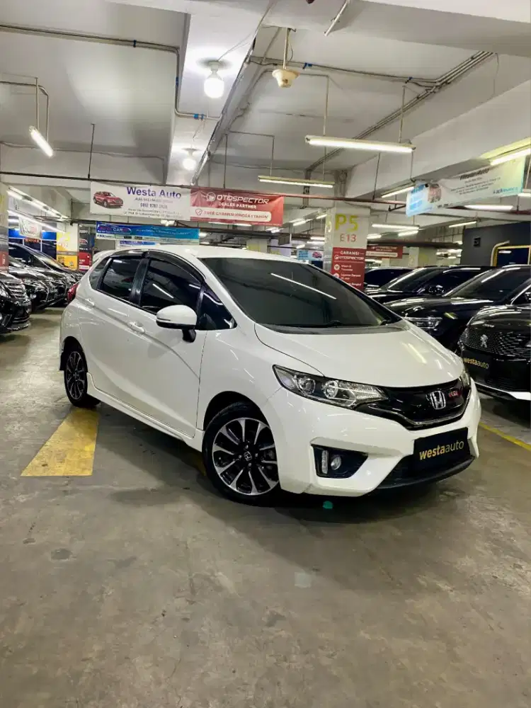 Honda Jazz RS AT 2016 Like New GK5 Facelift Matic