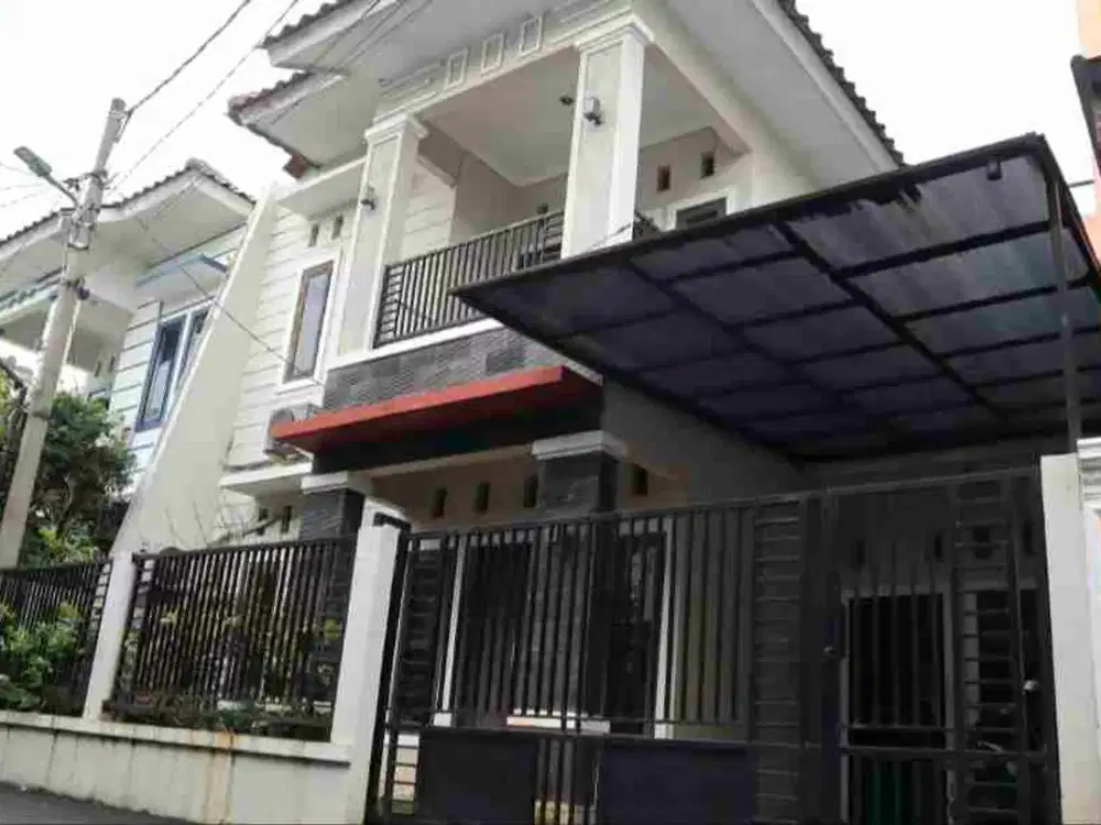 Rumah Di Kalisari,Pasar Rebo