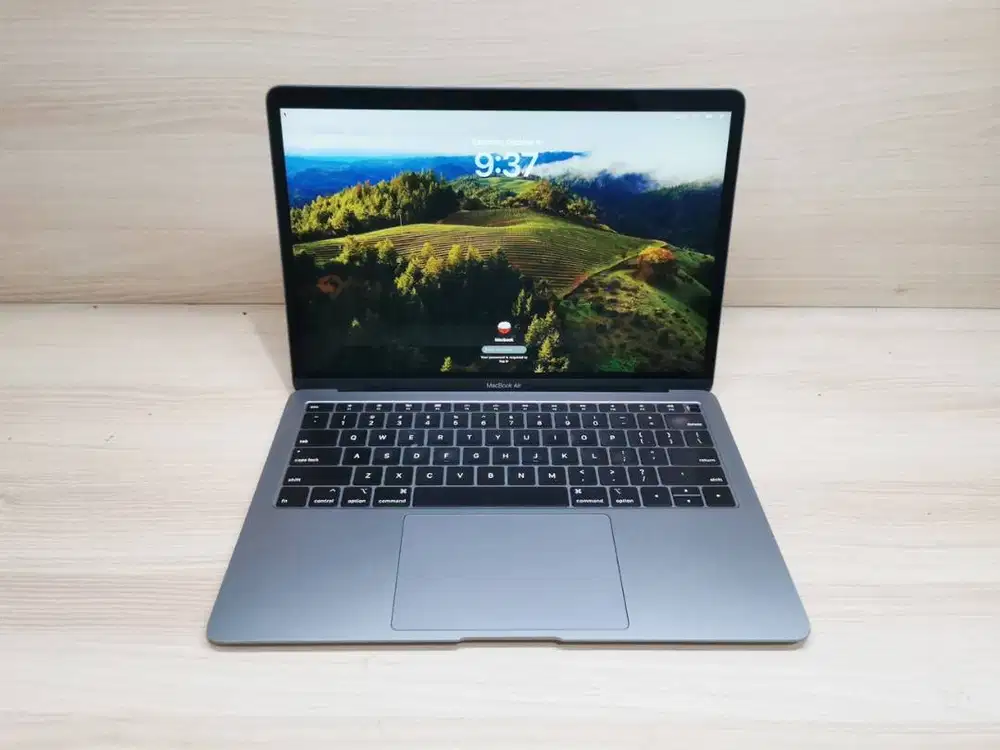 Macbook Air 2019 13inch Core i5 8GB 512GB