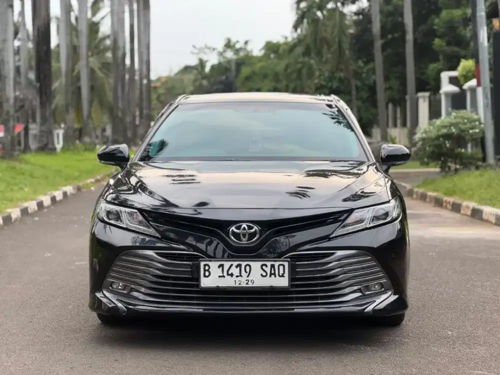 Toyota Camry 2.5 V AT 2019 Hitam 
 SIAP PAKAI