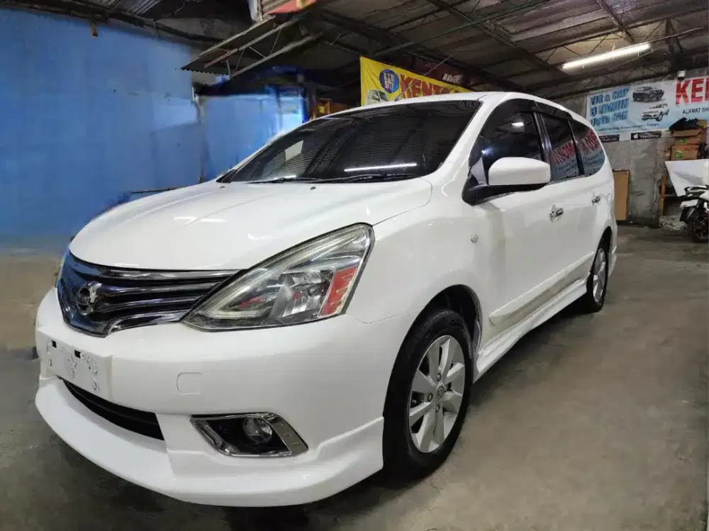 Grand Livina XV a/t 2015 Dp 5 jt