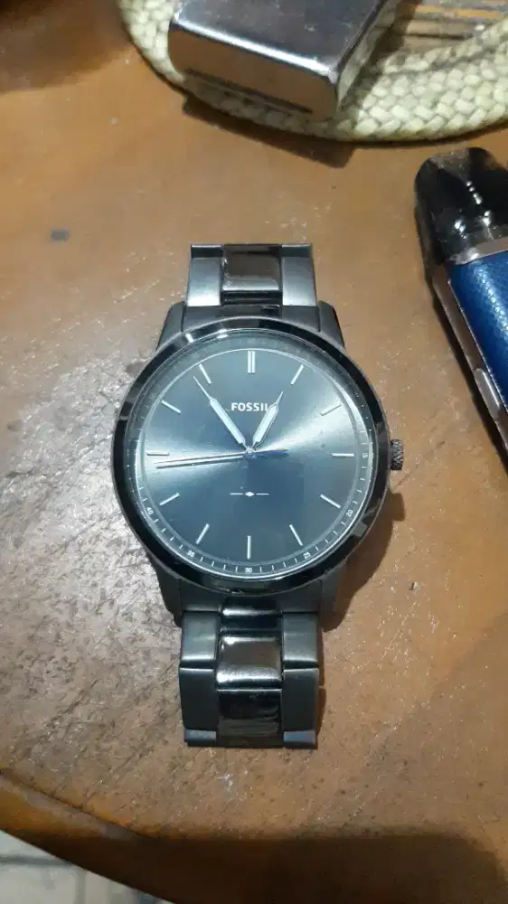 Jam Tangan Pria merk Guess
