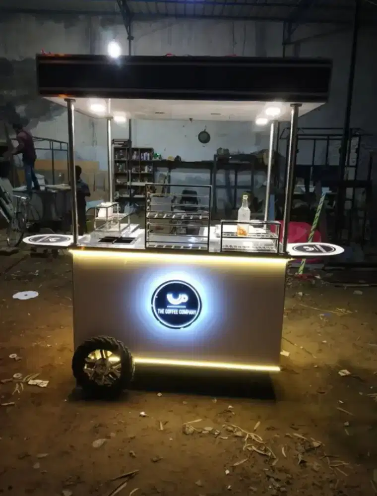 Booth rombong gerobak kontainer container unik kekiniam