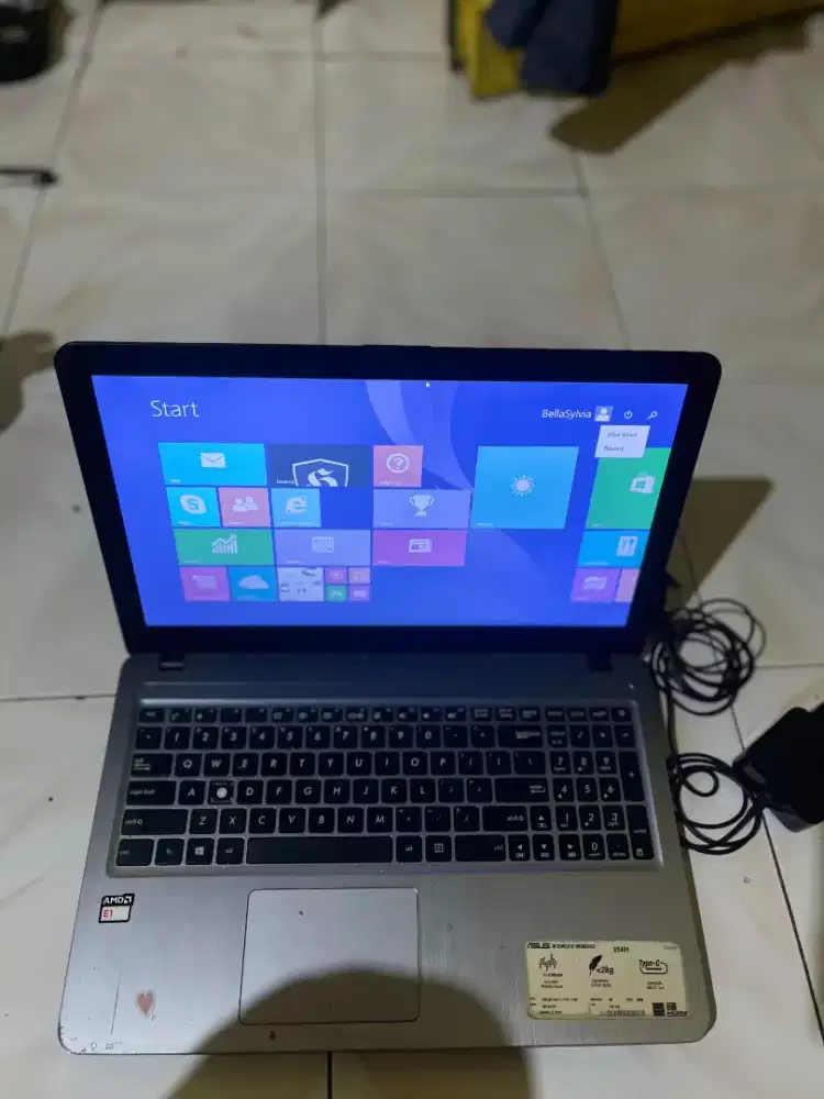 Laptop Asus  X540Y