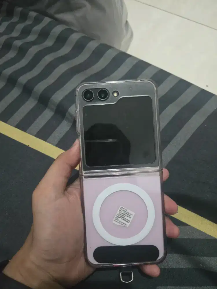 Samsung Z FLIP 5 SEIN 8/256