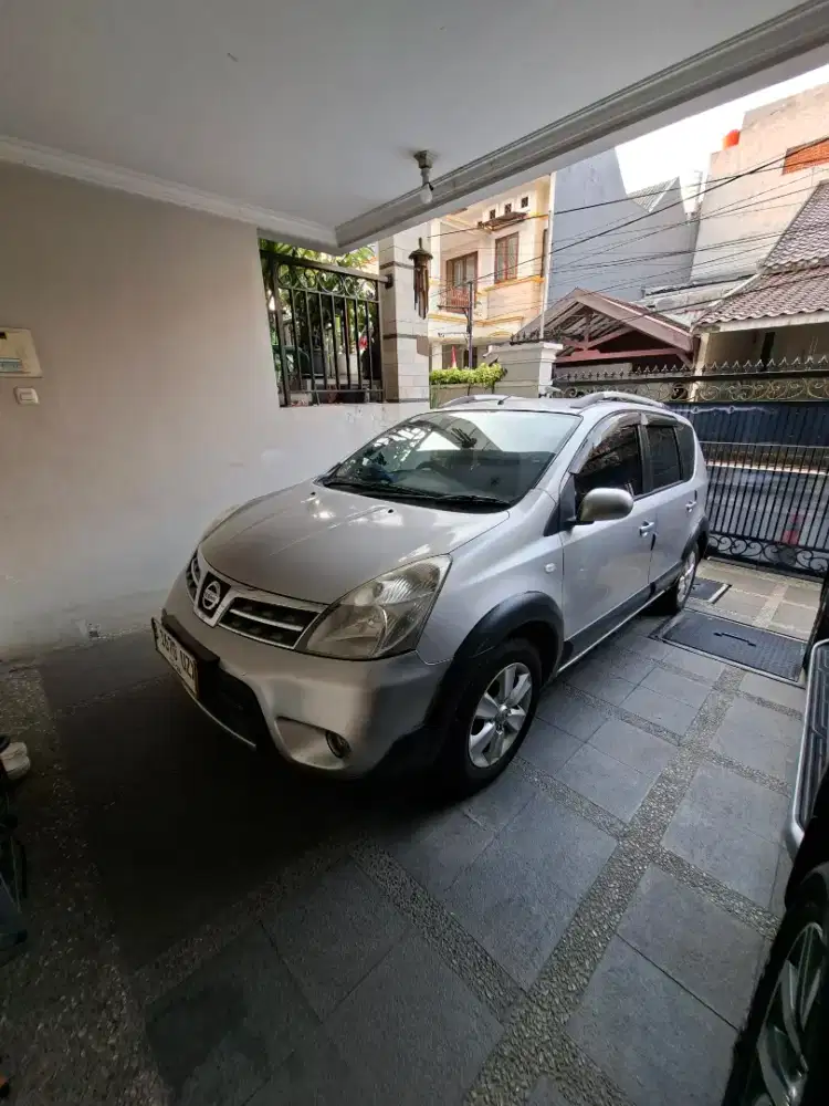 Dijual Nissan XGear Livina 2013 (Istimewa)