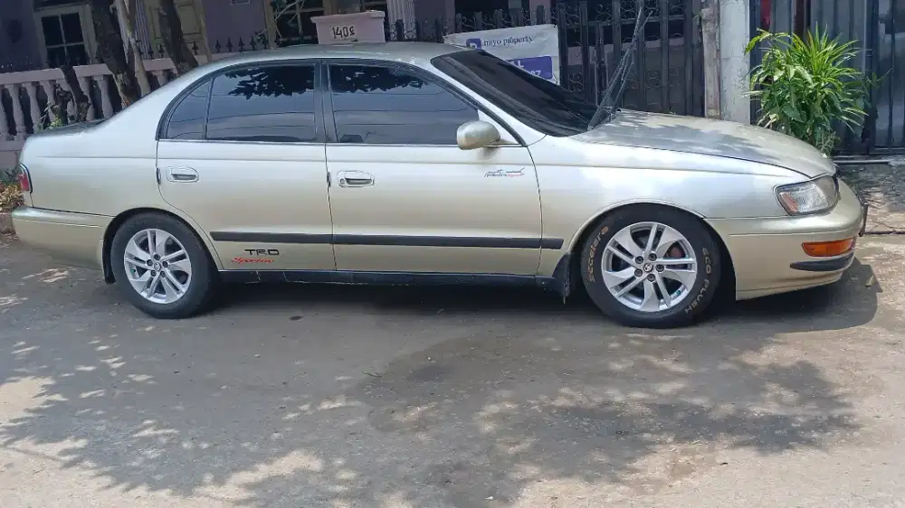 Toyota Corona 1997 Bensin