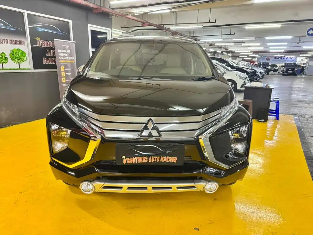 MITSUBISHI XPANDER ULTIMATE 2019 HITAM