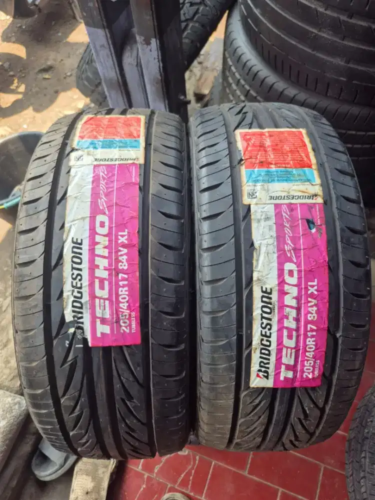 Ban baru nos bridgestoen teckno sport 205/40 R17 2022..2pcs