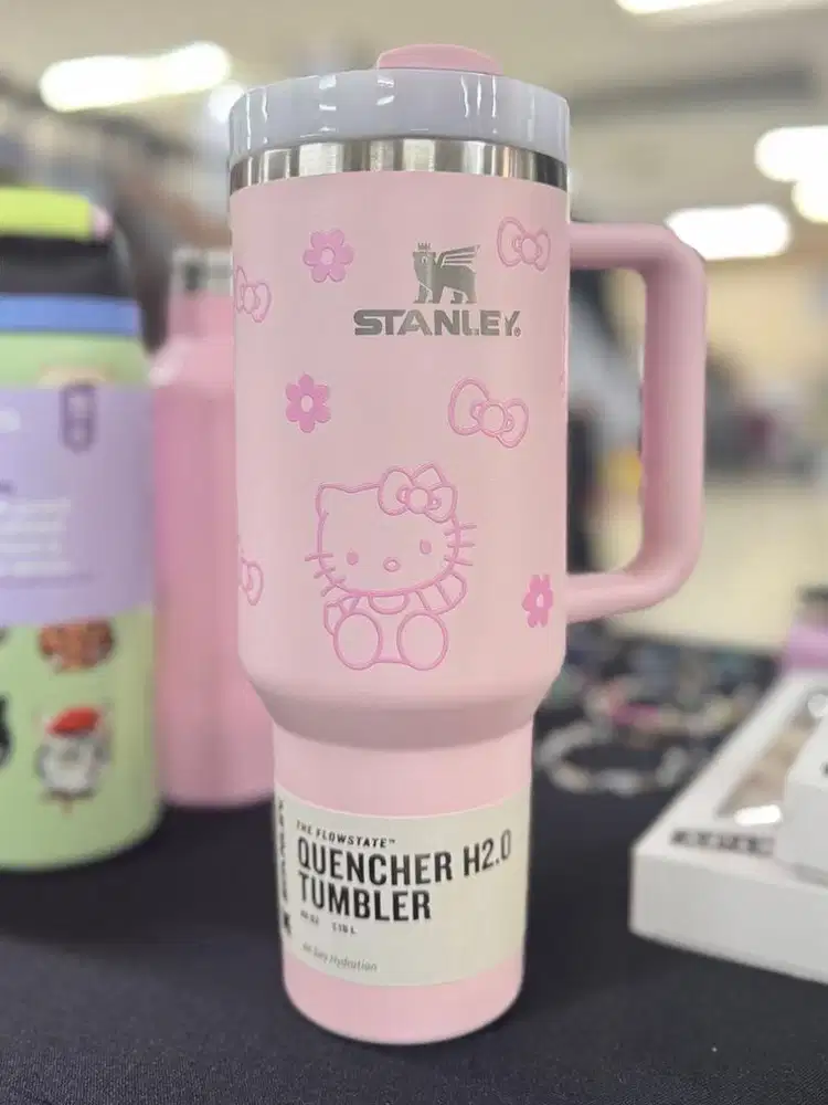 Stanley X Hello Kitty Quencher H2.0 Tumbler