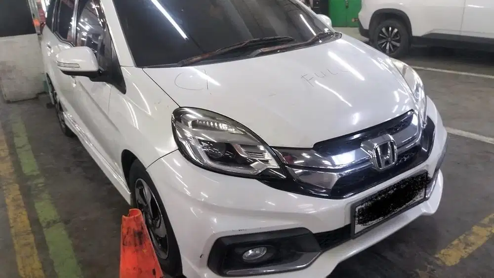 HONDA MOBILIO RS AT 2014 PUTIH