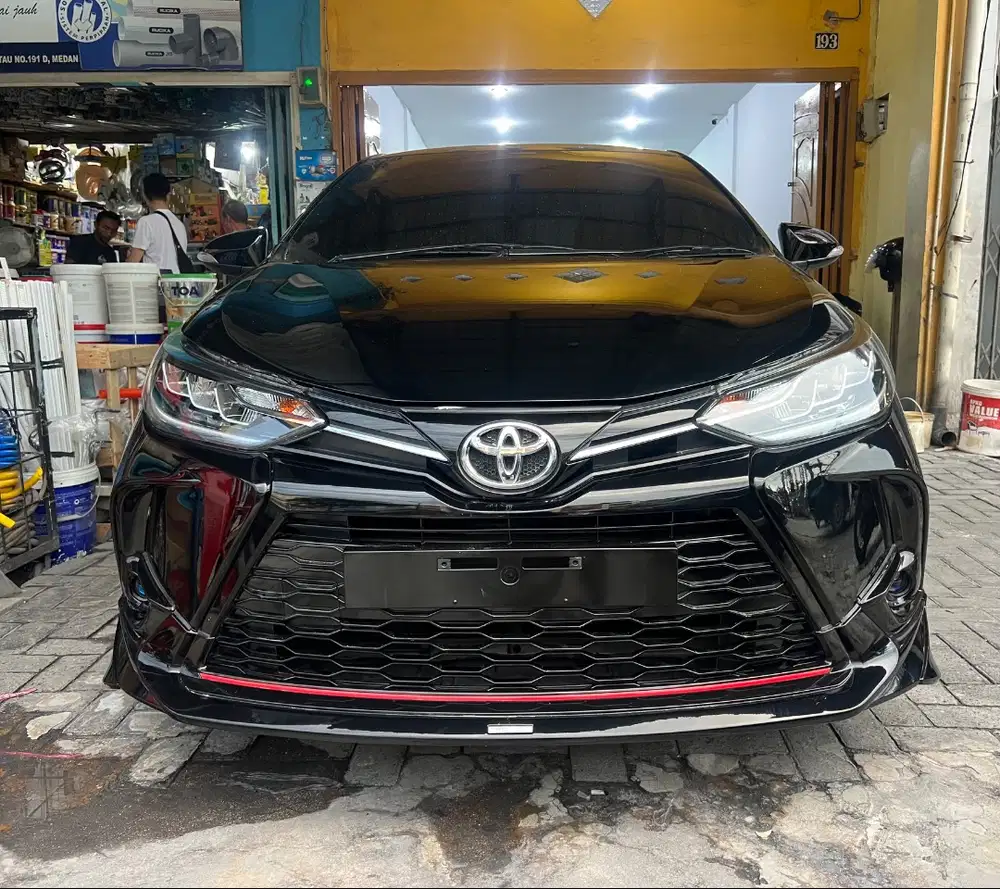(TDP 36 JUTA!) Toyota All New Yaris 1.5 S CVT TRD Hitam 2020