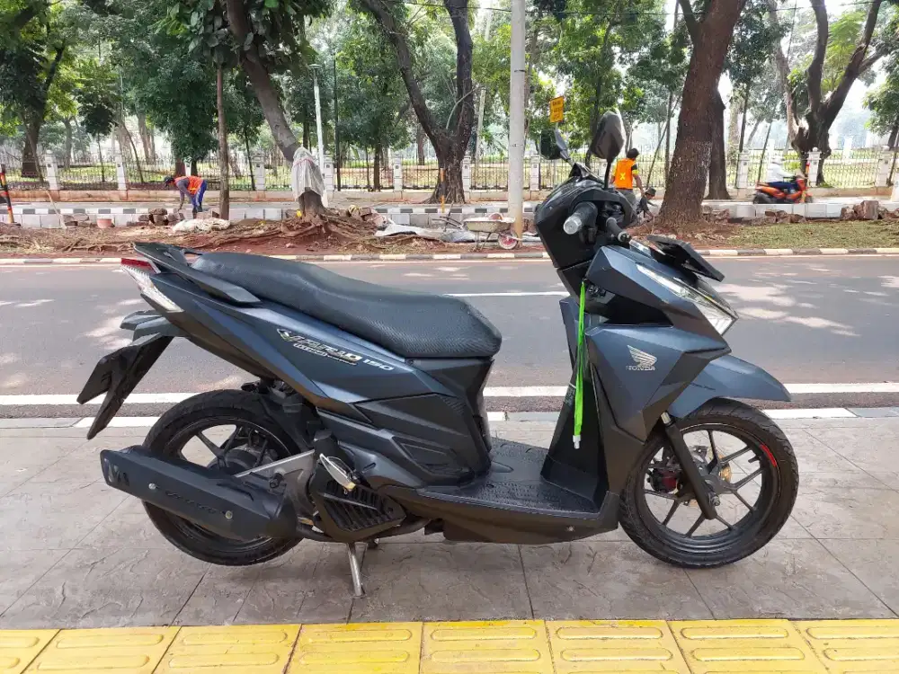 DIJUAL CASH HONDA VARIO 150 THN 2016 PAJAK IDUP SIAP PAKAI