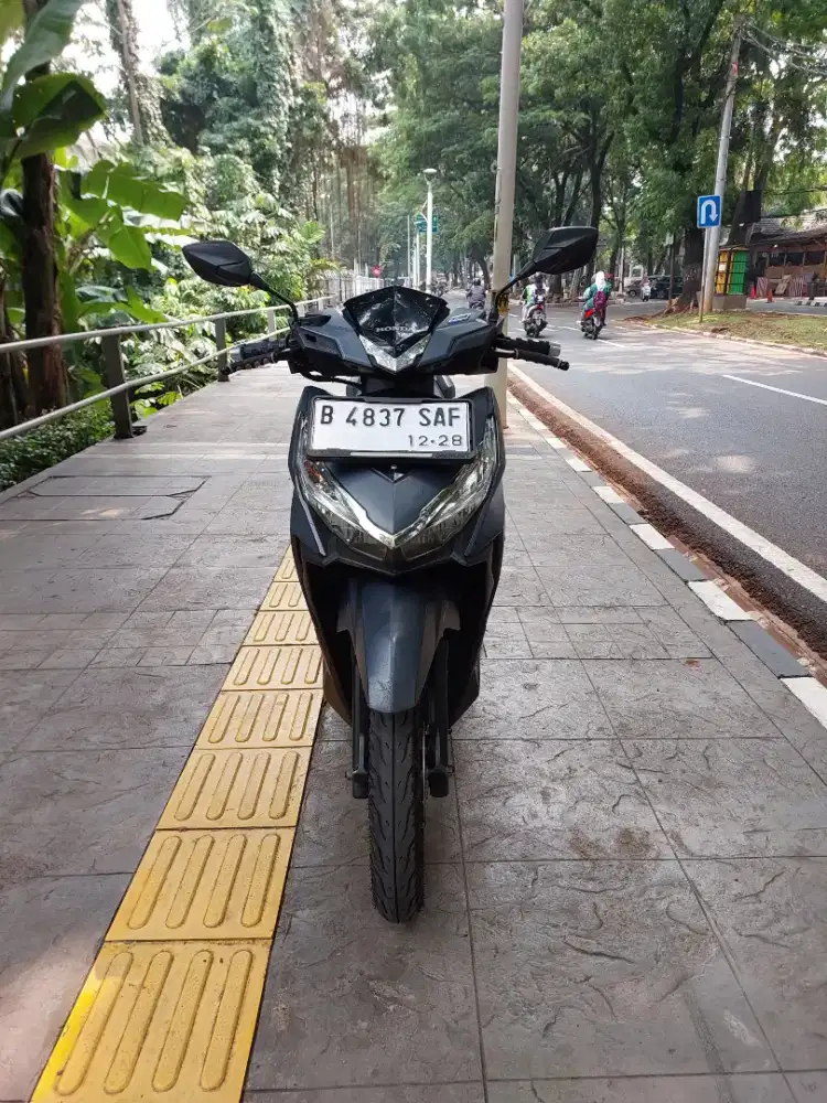 DIJUAL CASH HONDA VARIO LED OLD CBS ISS THN 2016 PAJAK ON