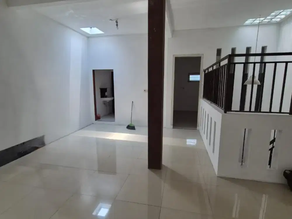Rumah Minimalis Sudah Renov di Sayap Buah Batu Bandung