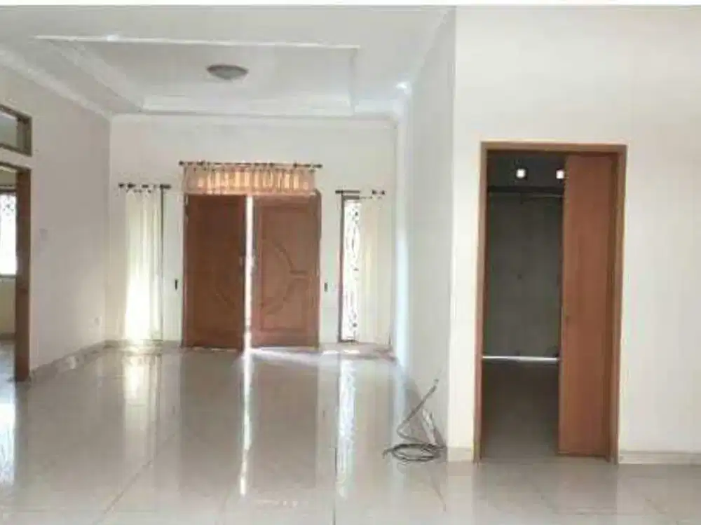 Disewakan/Dijual Rumah Siap Huni TKI Taman Kopo Indah 3 Bandung