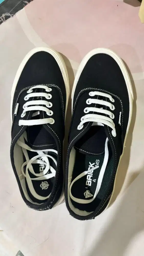 Sepatu brick mansions brand local