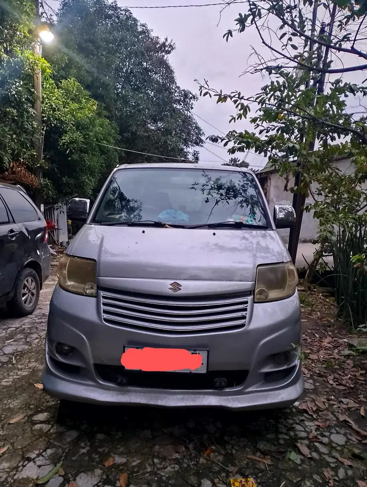 Suzuki APV 2010 Bensin