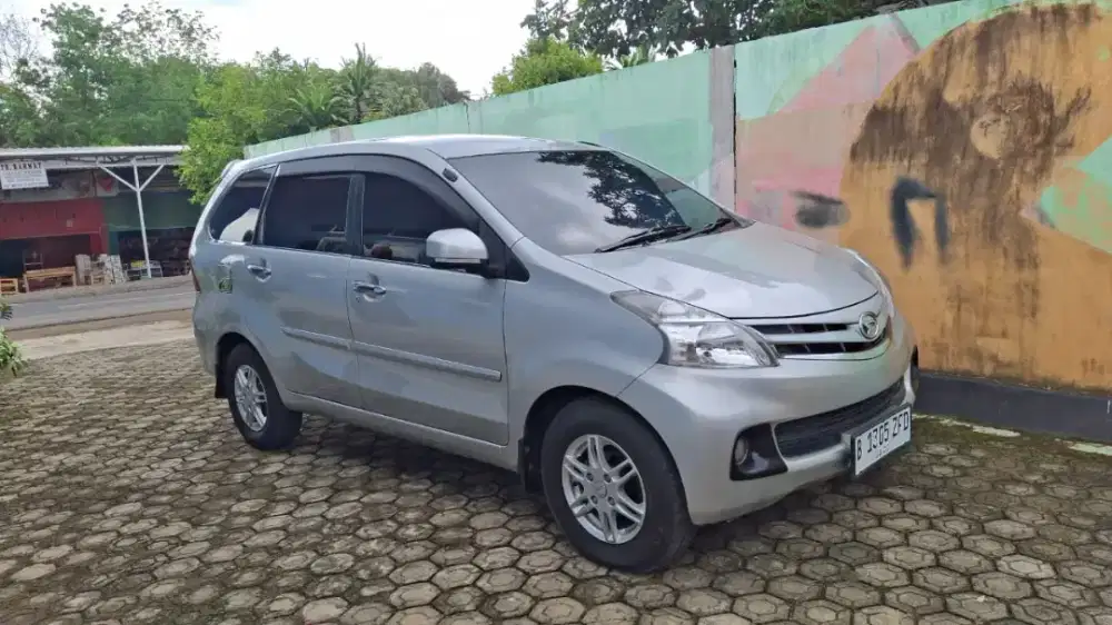 XENIA R DELUXE MATIC 2012 FRESSH