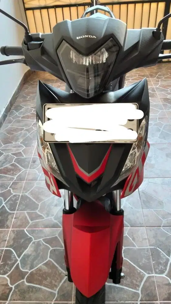 Honda Supra GTR 150 tahun 2023