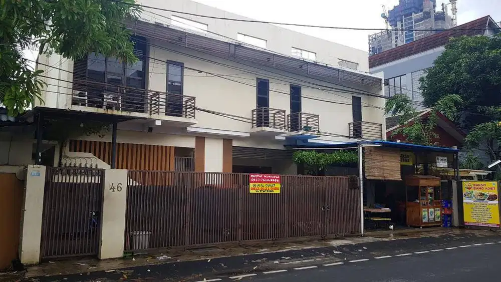 JUAL CEPAT RUMAH STRATEGIS LENGKAP KAMAR KOST JAKARTA