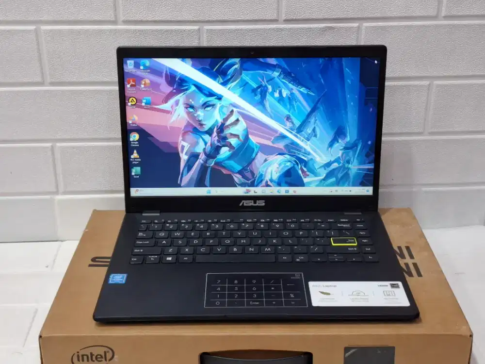Laptop Asus Vivobook E410MA