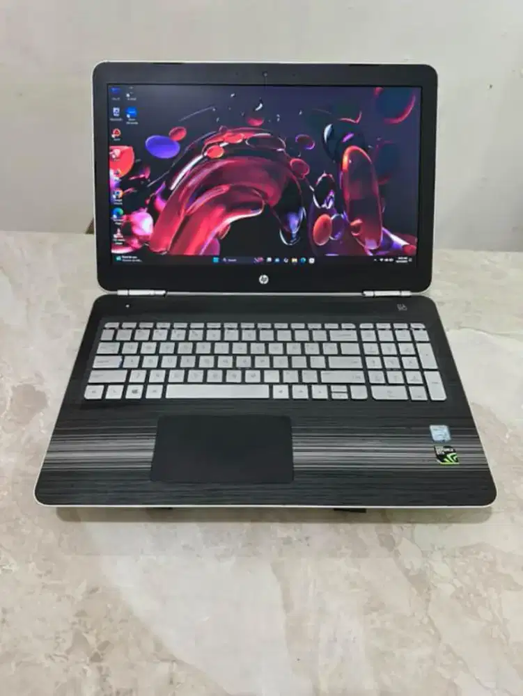 HP PAVILION CORE I7 GEN 7 NVIDIA GTX 1050