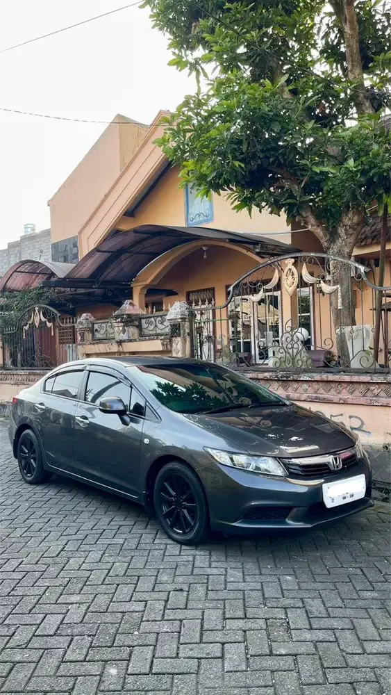 CIVIC FB 1.8 At