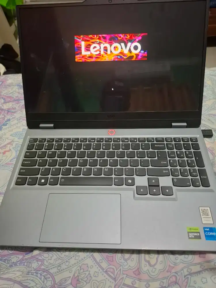 Laptop Lenovo LOQ i5 Ram 12gb