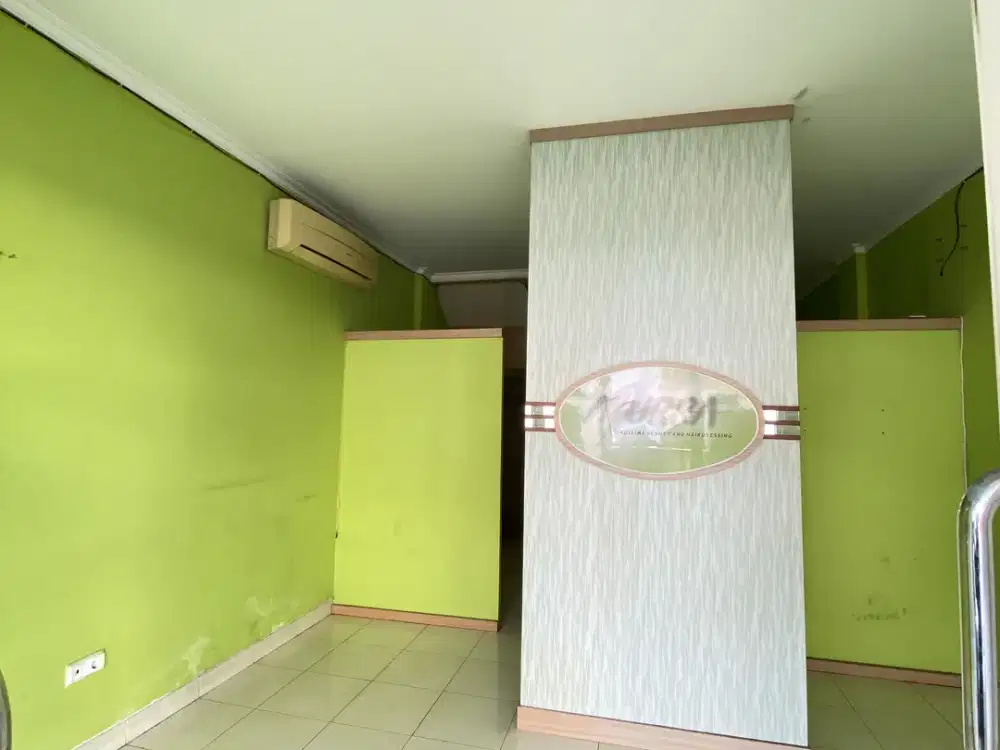 Jual Murah Ruko Lokasi Strategis Boston Square Kota Wisata Cibubur