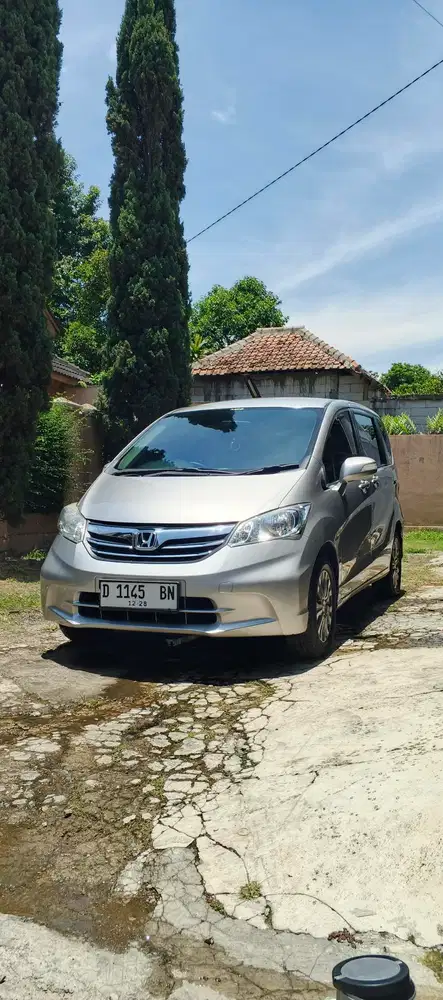 Honda Freed 2012 Bensin