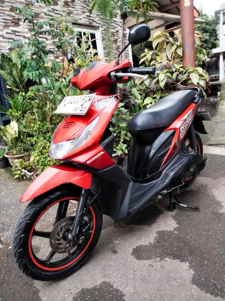 Honda Beat karburator Gress tahun 2010 pajak hidup