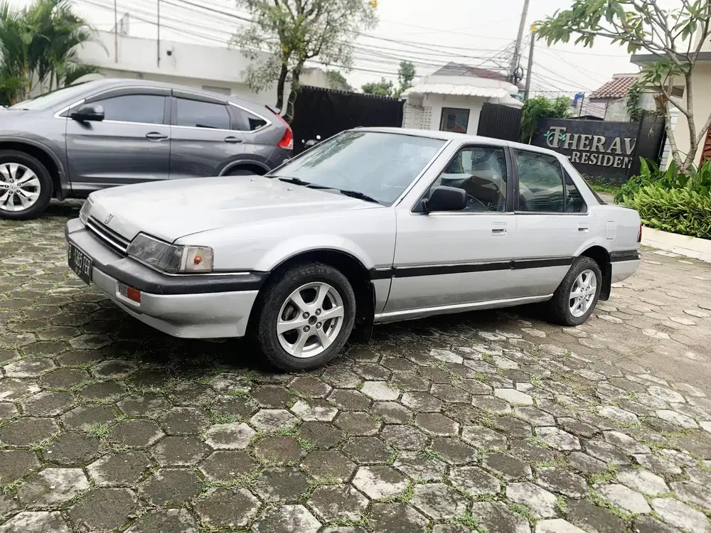 Honda Accord 1988 Bensin