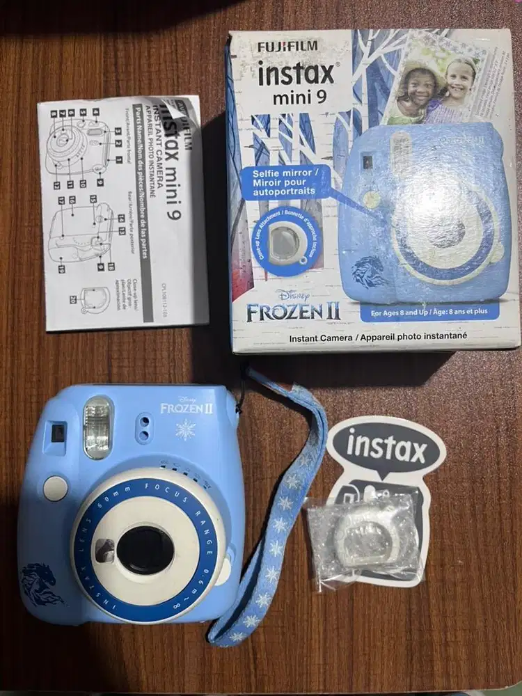 Instax Mini 9 Frozen Edition