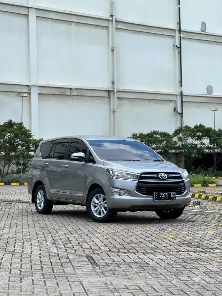 Toyota Innova G Diesel AT 2016 Silver