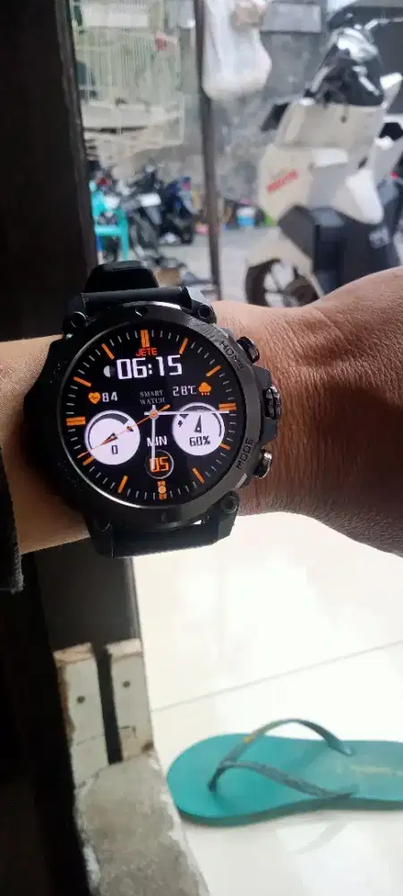 Jam Smartwatch JETE kondisi Normal Ori