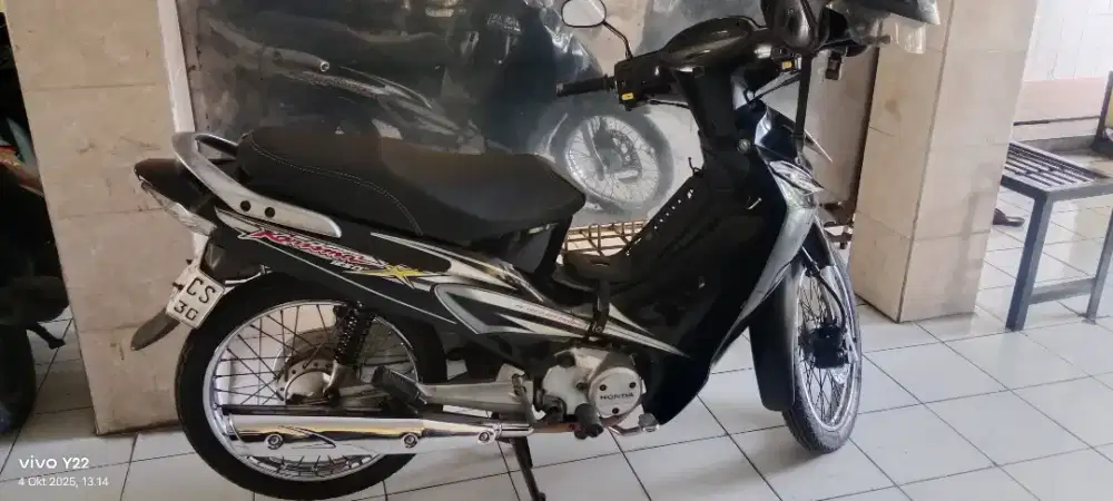 Dijual honda karisma D ab kota pajak hidup, lokasi mantrijeron kota