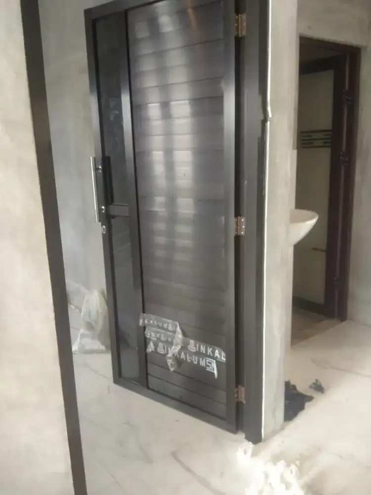 Tkng aluminium,pintu,jendela,lemari