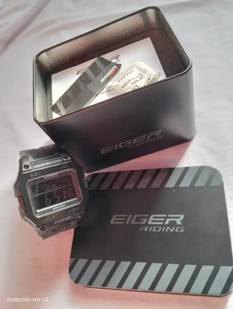 Jam tangan Eiger digital
